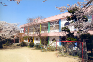 認定こども園　美祢幼稚園　園舎全景