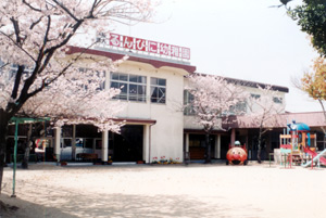 るんびに幼稚園　園舎全景